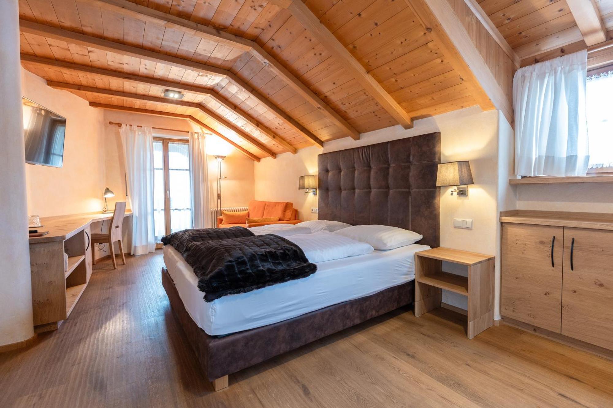 Der Unterwirt Guesthouse And Restaurant Chiusa Bagian luar foto