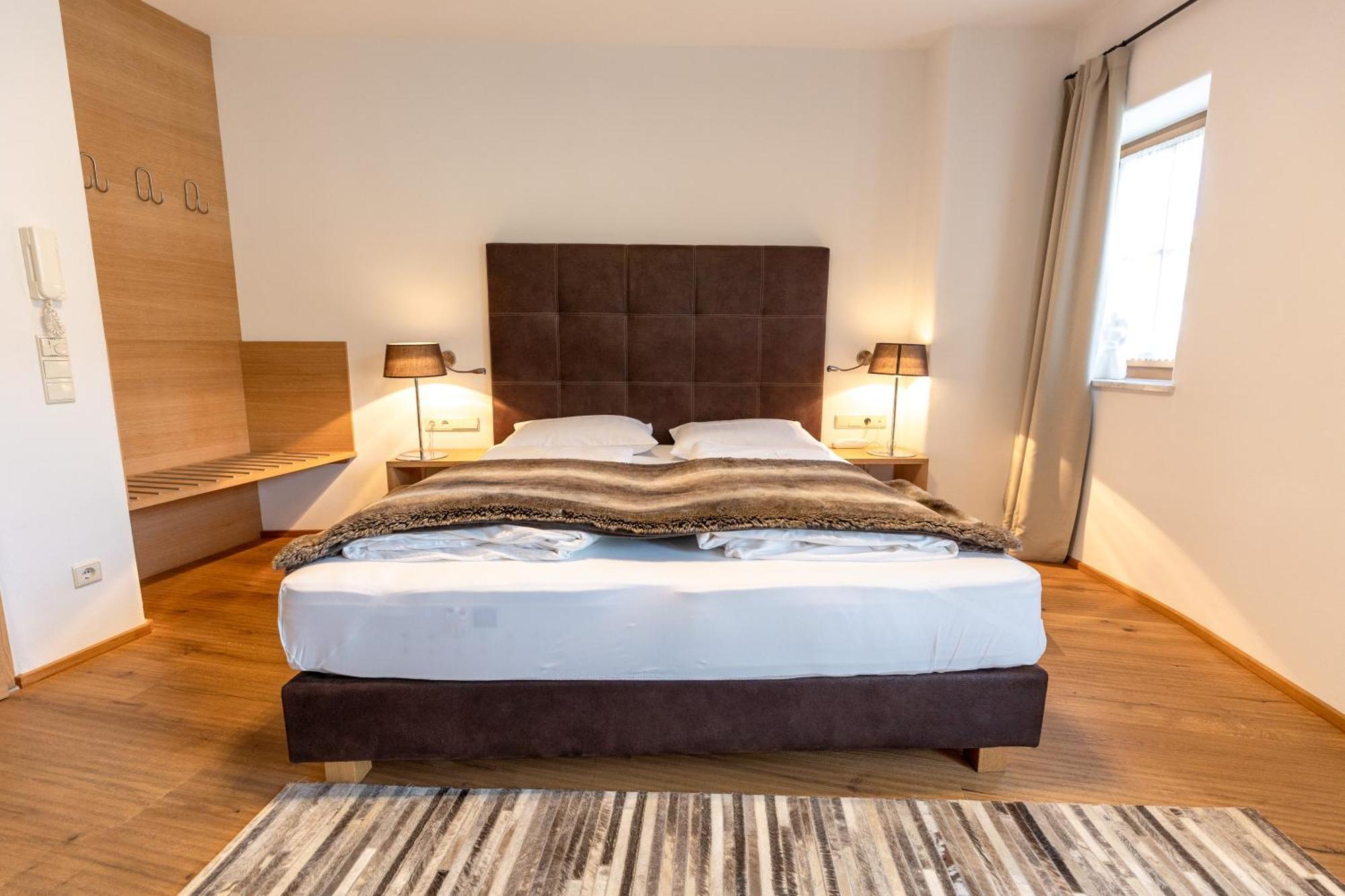 Der Unterwirt Guesthouse And Restaurant Chiusa Bagian luar foto